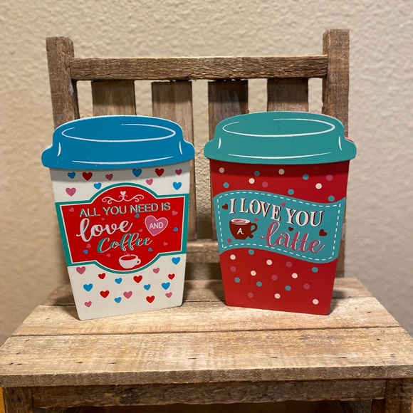 Valentine’s Day Tier Tray Decor Set, Coffee Cup Shaped Signs, I Love You A Latte - Picture 2 of 14